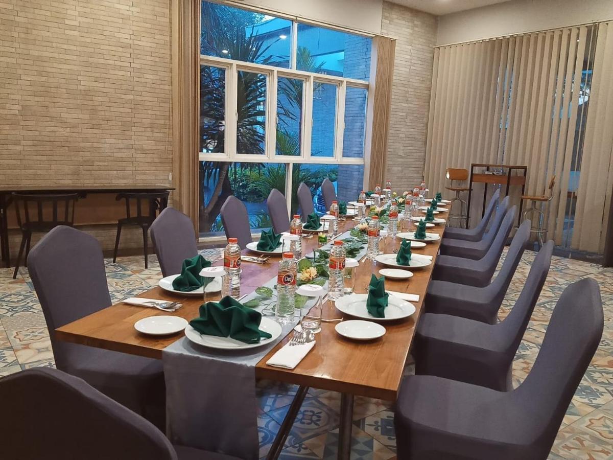 Grand Kolopaking Hotel Kebumen Eksteriør billede