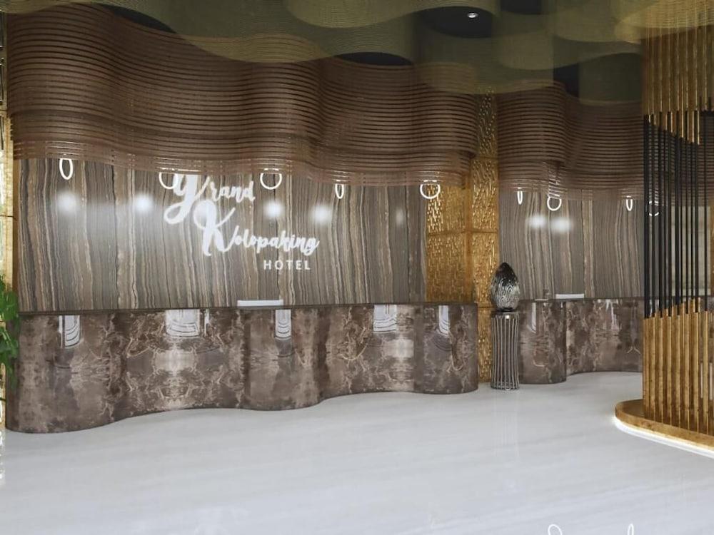 Grand Kolopaking Hotel Kebumen Eksteriør billede